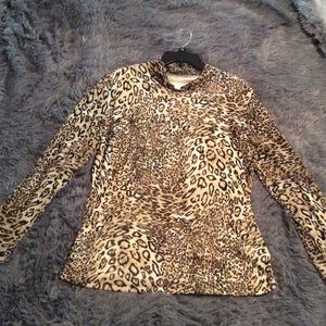 Chico’s 3 mesh sleeve top